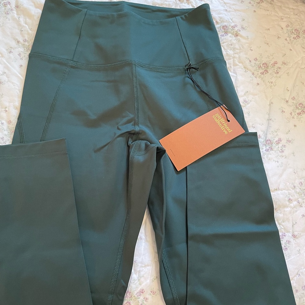 Girlfriend Collective leggings Size Small NWT!